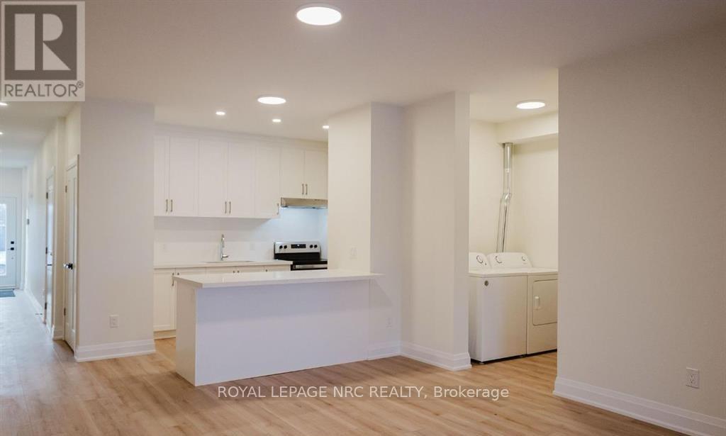 103b - 103 Southworth Street N, Welland, Ontario  L3B 1Y7 - Photo 4 - X12932790