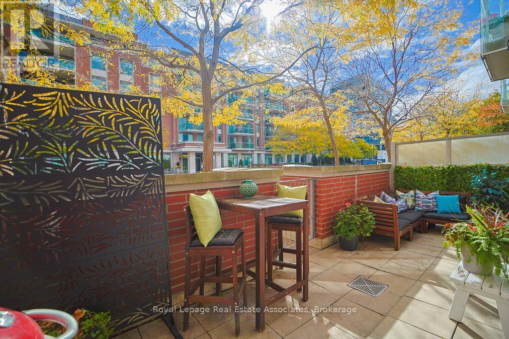 107 - 80 Port Street E, Mississauga, Ontario  L5G 4V6 - Photo 25 - W12801552