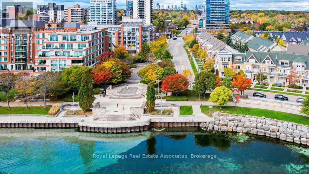 107 - 80 Port Street E, Mississauga, Ontario  L5G 4V6 - Photo 32 - W12801552