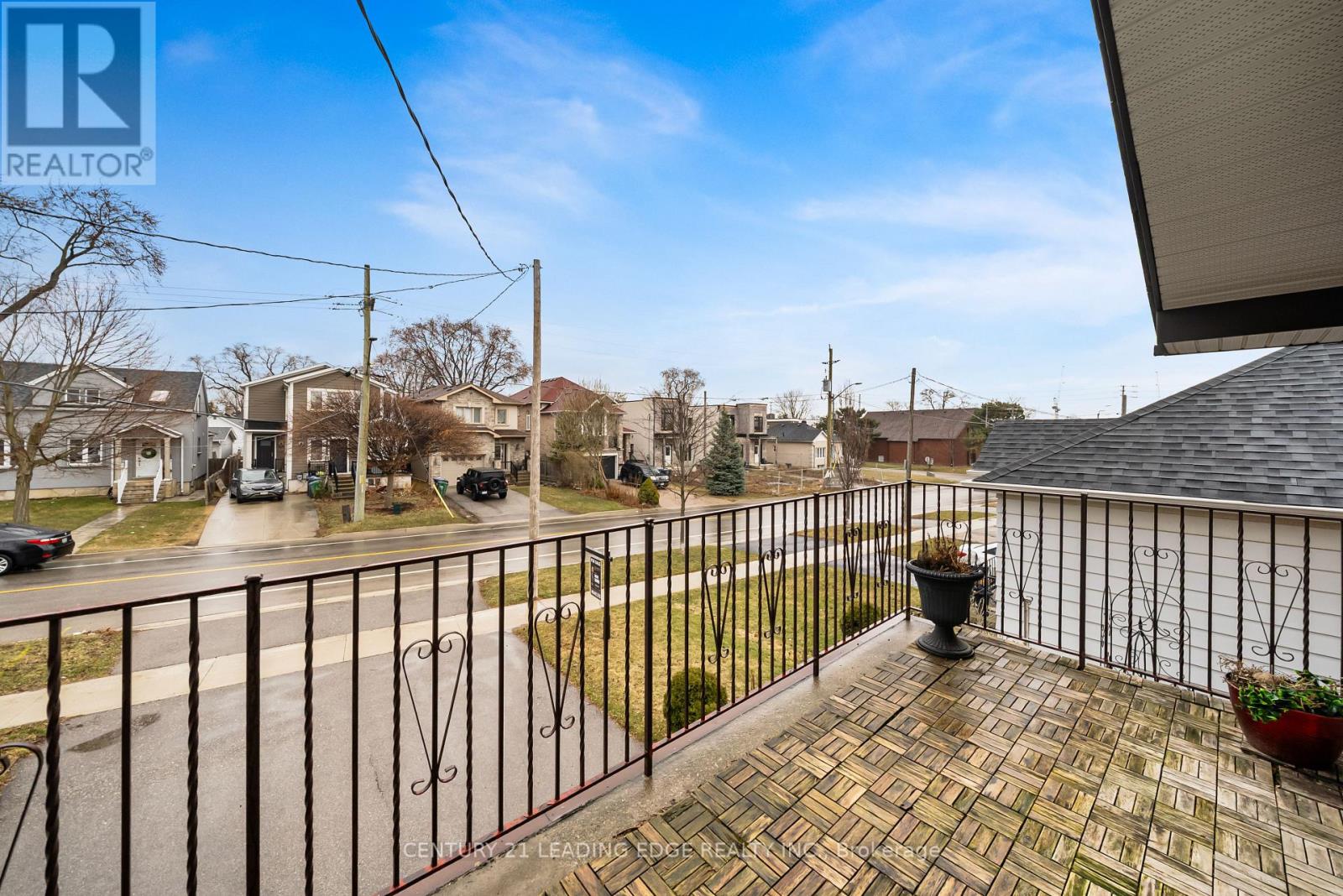 1050 Alexandra Avenue, Mississauga, Ontario  L5E 1Z8 - Photo 25 - W12930872