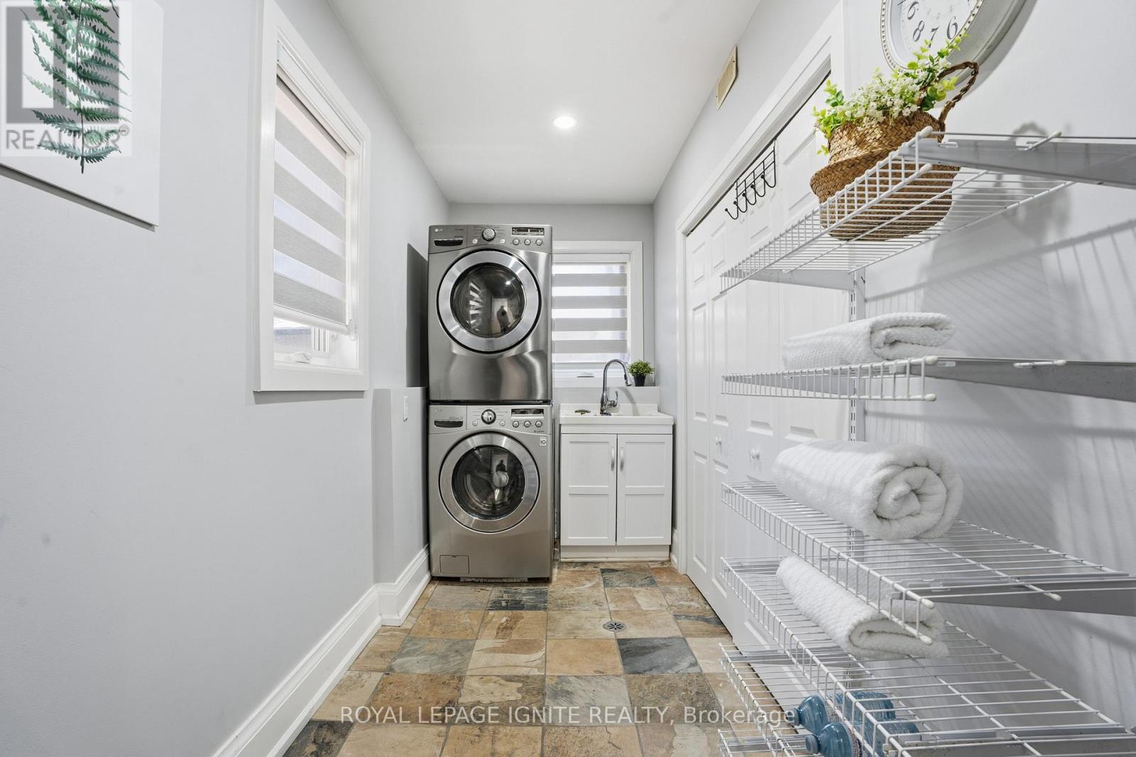 930 Old Derry Road, Mississauga, Ontario  L5W 1A1 - Photo 16 - W12932564