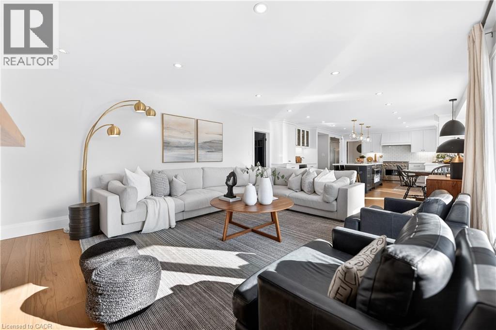 553 Sandbrooke Court, Waterloo, Ontario  N2T 2H4 - Photo 19 - 40815842