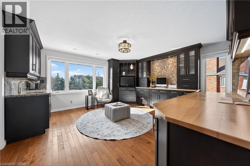 553 Sandbrooke Court, Waterloo, Ontario  N2T 2H4 - Photo 32 - 40815842