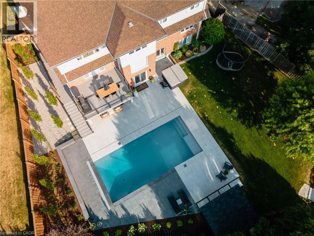 553 Sandbrooke Court, Waterloo, Ontario  N2T 2H4 - Photo 48 - 40815842