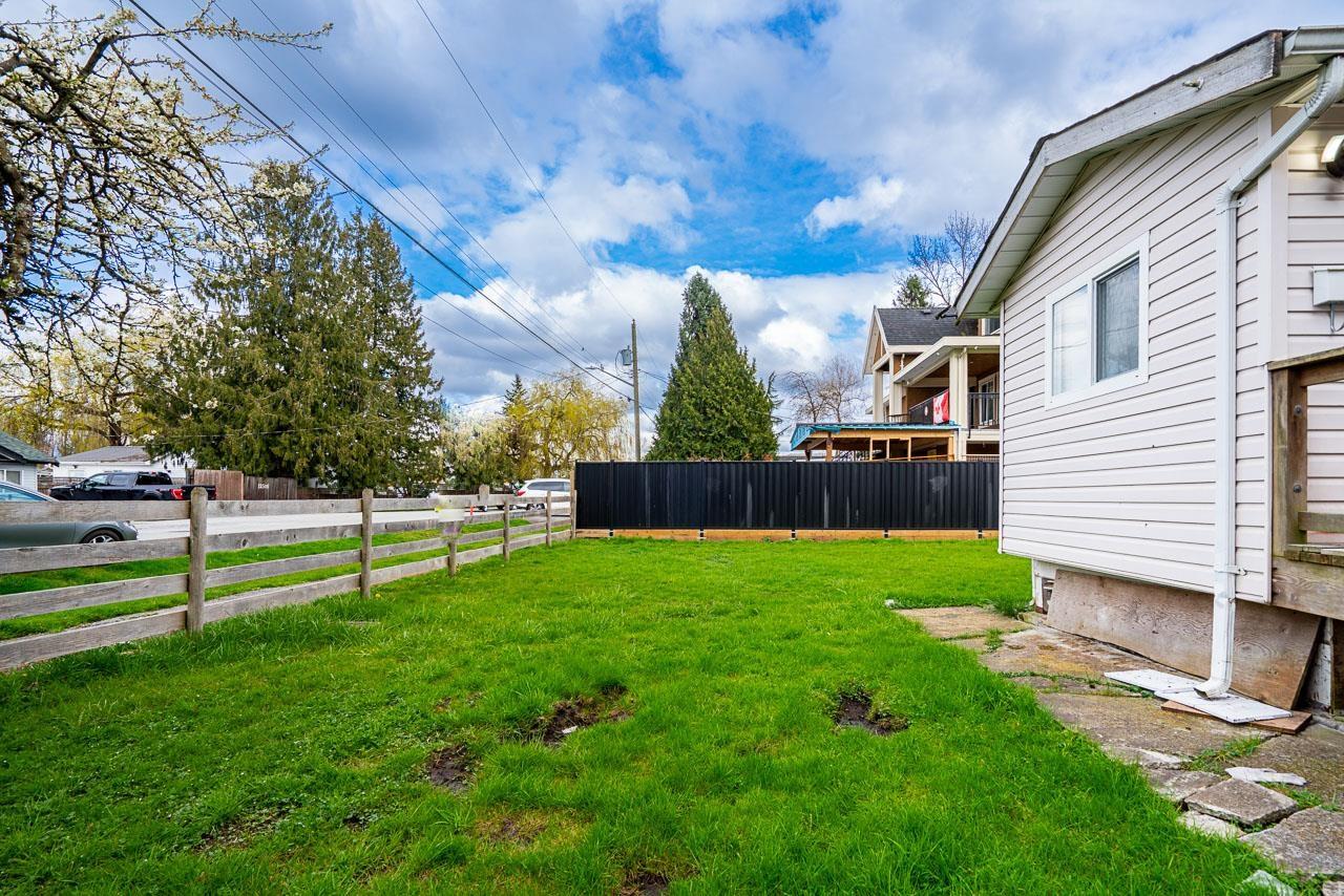 12490 114 Avenue, Surrey, British Columbia  V3V 3N7 - Photo 4 - R3103523