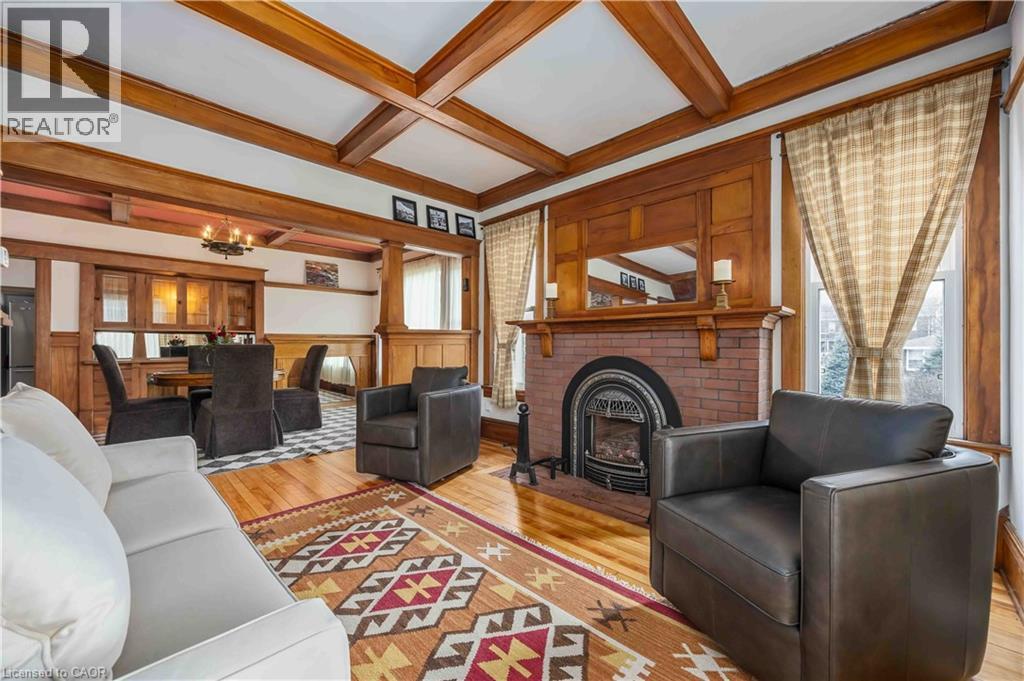 343 Gillard Street, Wallaceburg, Ontario  N8A 1N5 - Photo 5 - 40805656