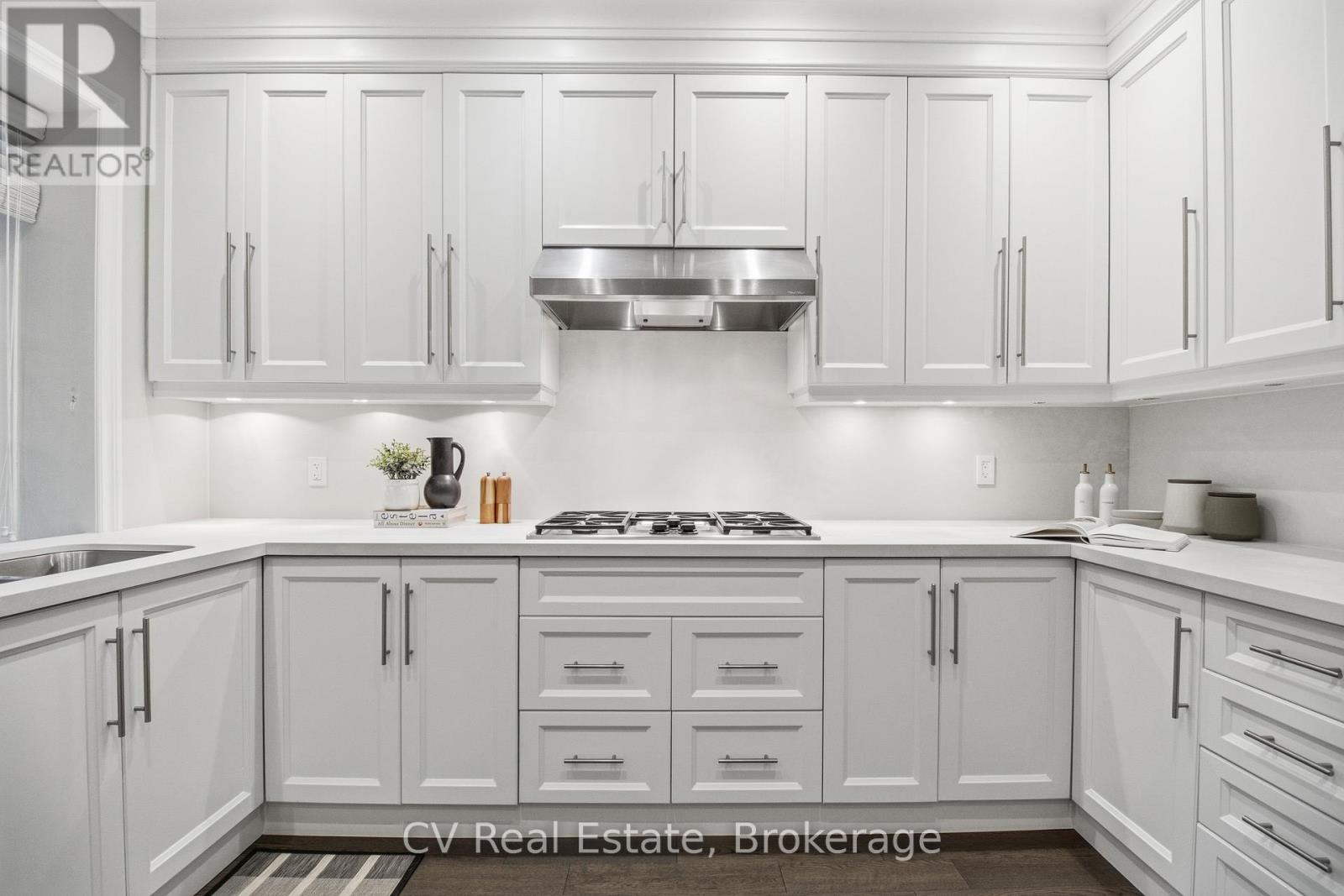 46 Bernard Avenue, Toronto, Ontario  M5R 1R2 - Photo 13 - C12733138