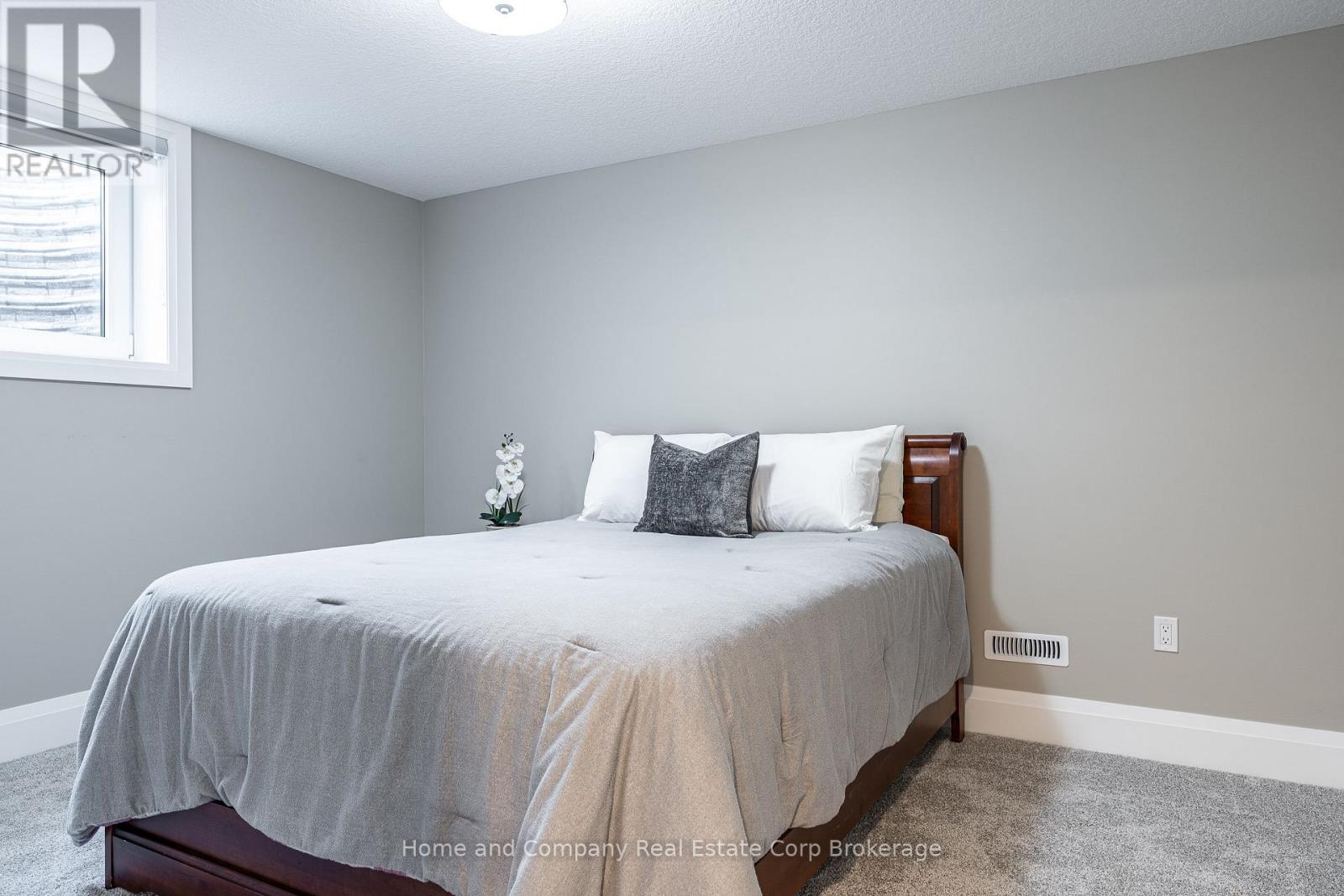 121 Glass Street, St. Marys, Ontario  N4X 0C1 - Photo 32 - X12661970