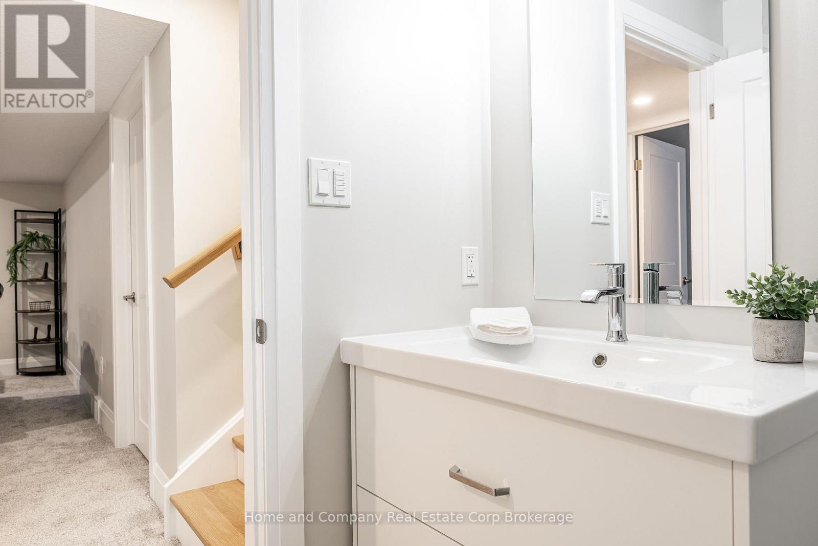 121 Glass Street, St. Marys, Ontario  N4X 0C1 - Photo 30 - X12661970