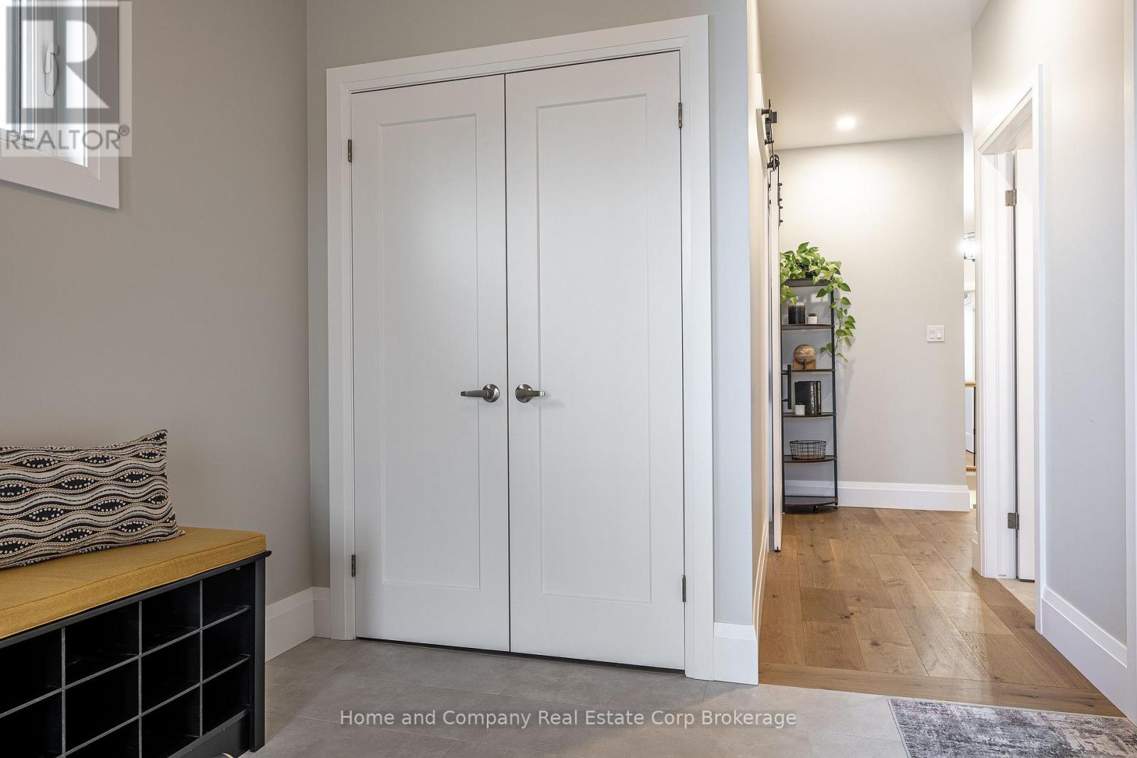 121 Glass Street, St. Marys, Ontario  N4X 0C1 - Photo 3 - X12661970