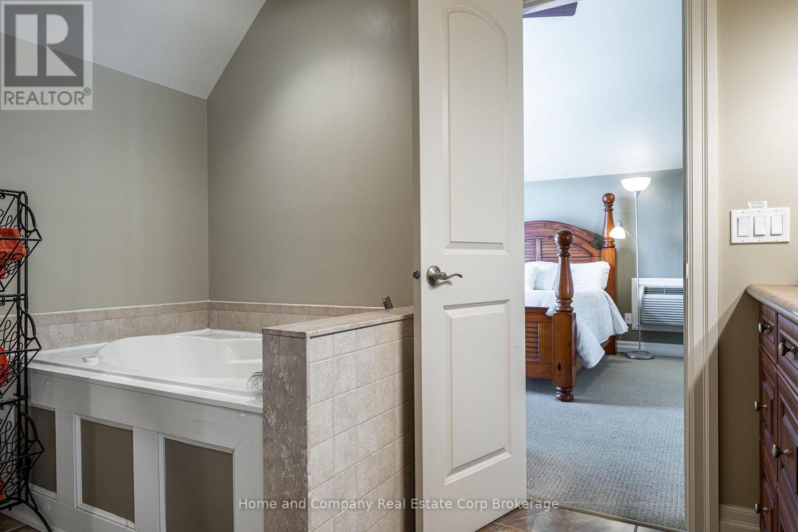 35 Thomas Street, St. Marys, Ontario  N4X 1A2 - Photo 22 - X12722202