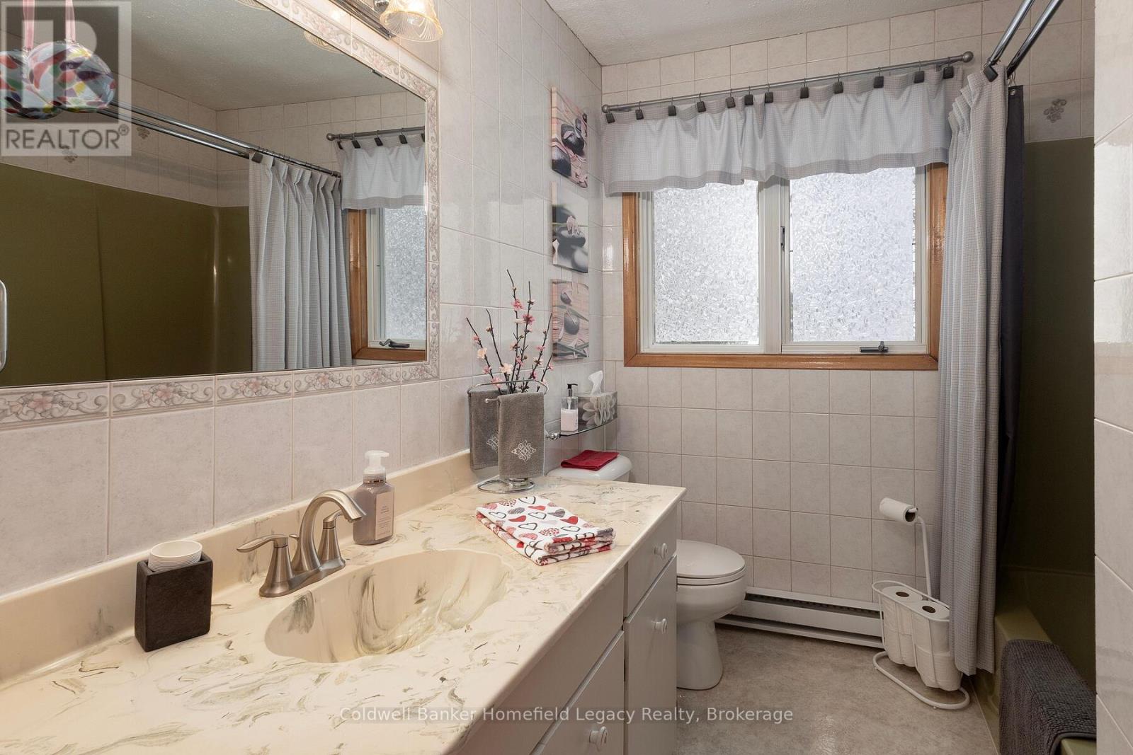 120 Jones Street W, St. Marys, Ontario  N4X 1B8 - Photo 33 - X12803360