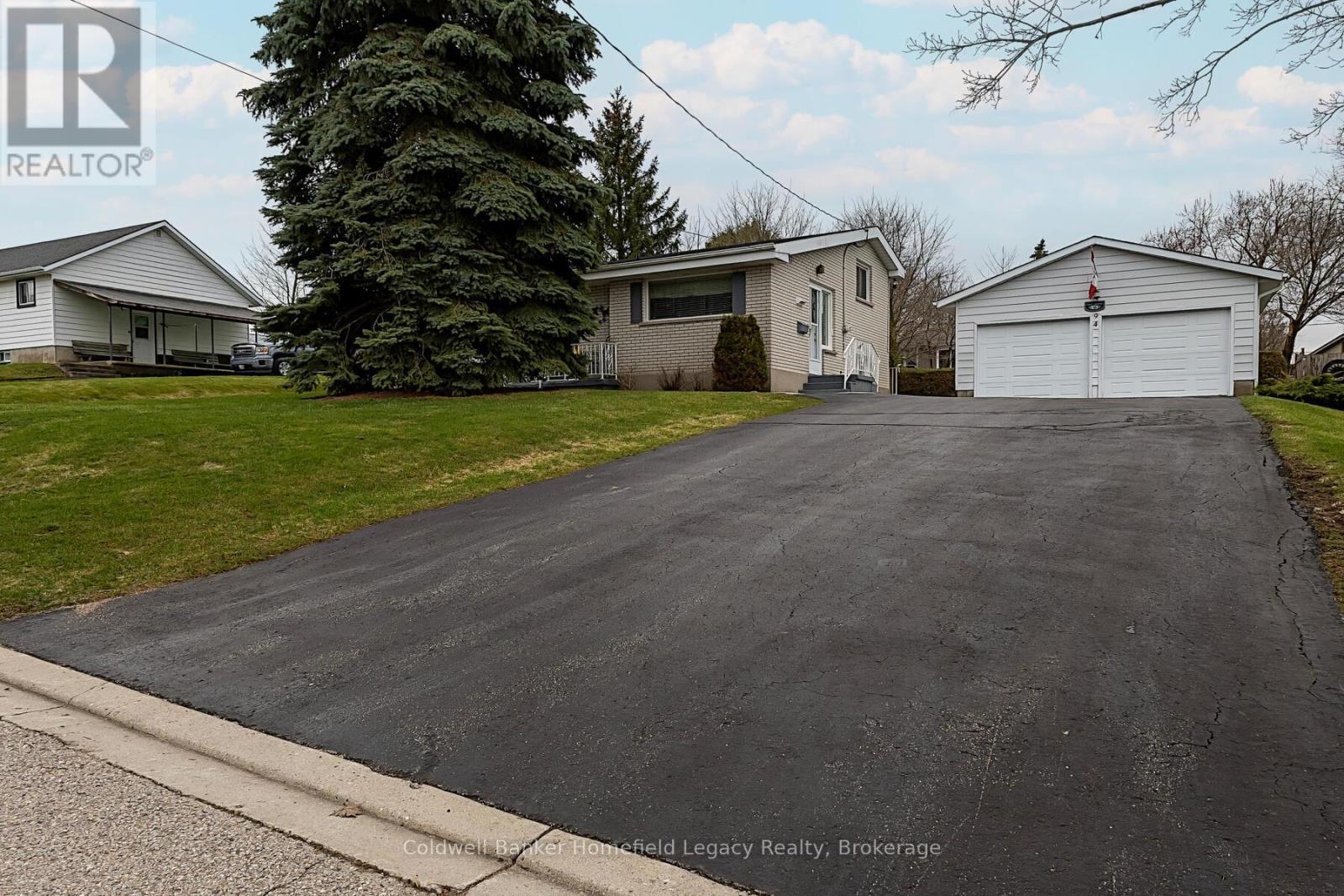 94 William Street N, St. Marys, Ontario  N4X 1B8 - Photo 5 - X12771056