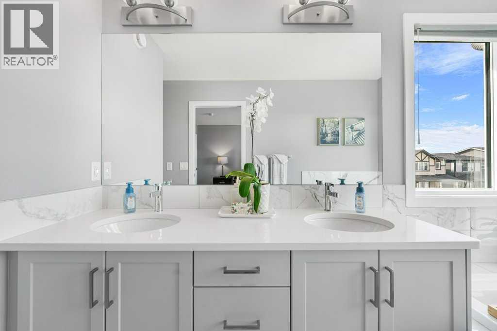 37 Legacy Glen Link Se, Calgary, Alberta  T2X 4T2 - Photo 24 - A2293222