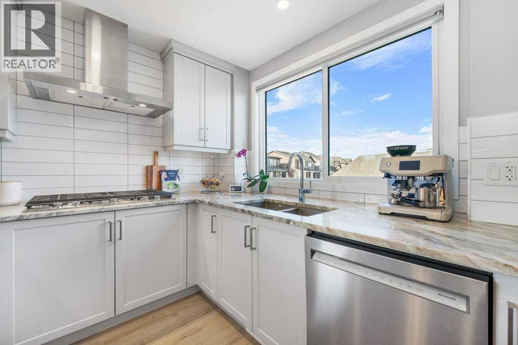 37 Legacy Glen Link Se, Calgary, Alberta  T2X 4T2 - Photo 17 - A2293222