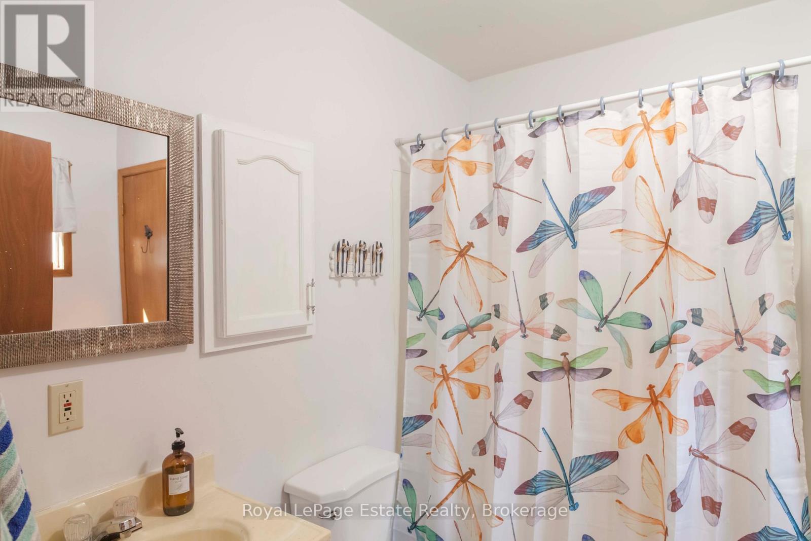 49 Thompson Avenue, Native Leased Lands, Ontario  N0H 2G0 - Photo 15 - X12933980