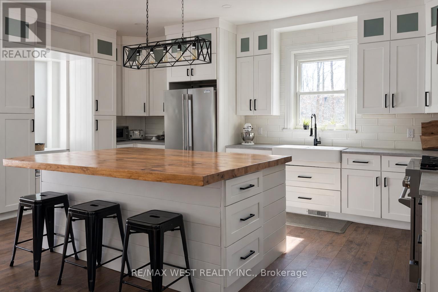 4532 Line 5 N, Oro-Medonte, Ontario  L0L 1V0 - Photo 6 - S12935582