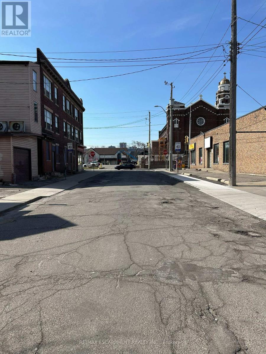 707 Barton Street E, Hamilton, Ontario  L8L 3A5 - Photo 32 - X12749542