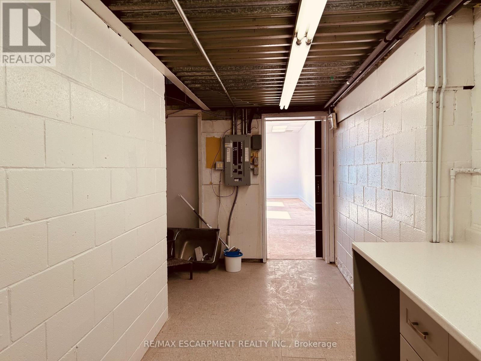 707 Barton Street E, Hamilton, Ontario  L8L 3A5 - Photo 17 - X12749542