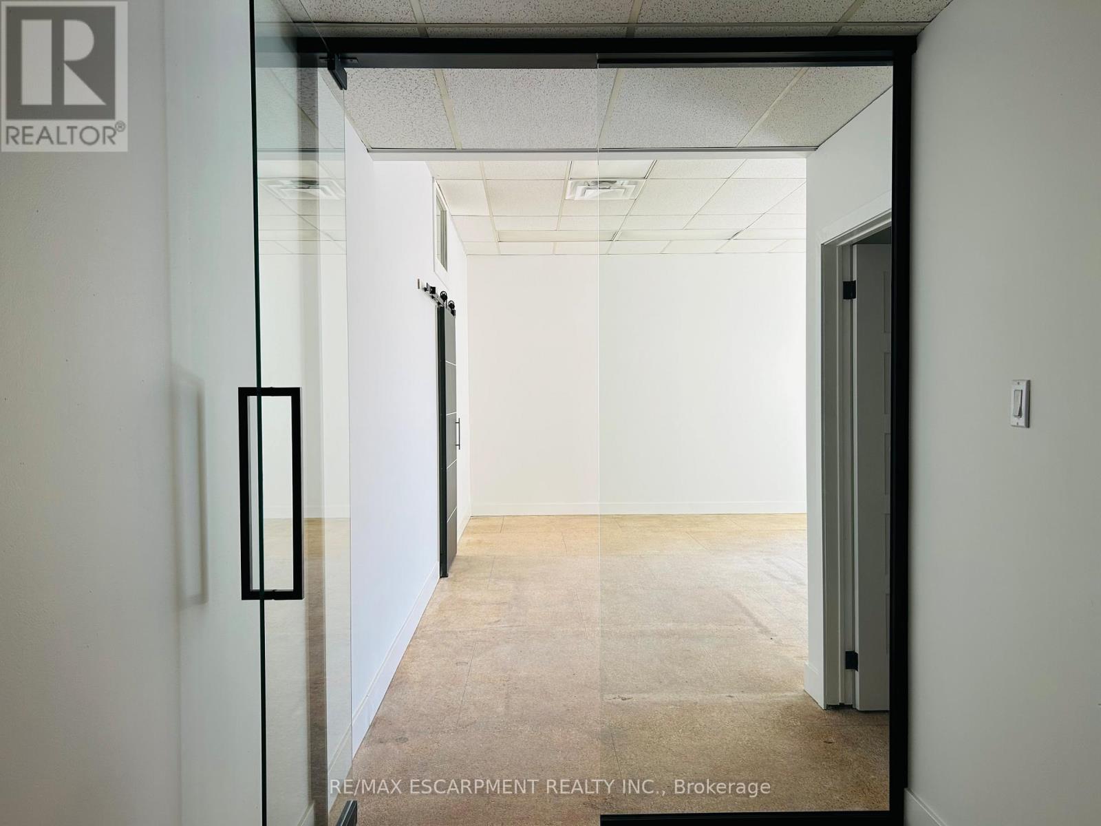 707 Barton Street E, Hamilton, Ontario  L8L 3A5 - Photo 7 - X12749542