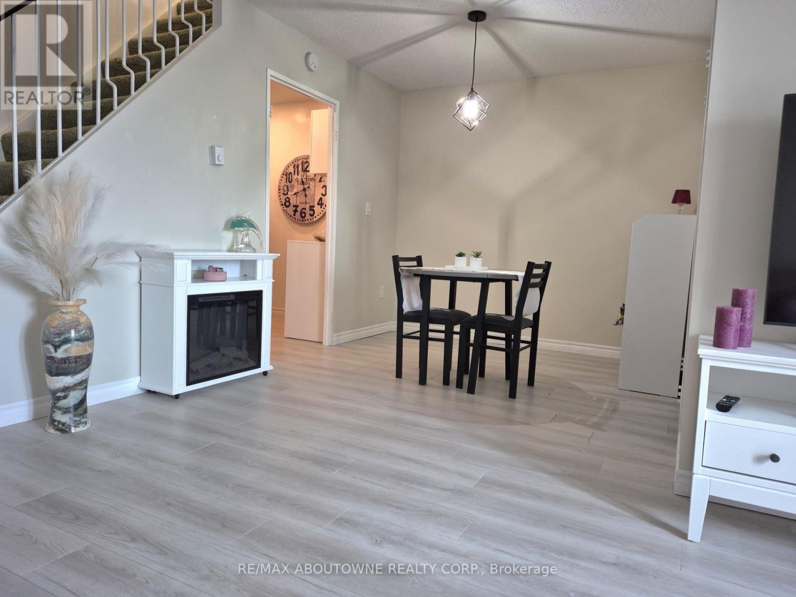 334 - 36 Hayhurst Road, Brantford, Ontario  N3R 6Y9 - Photo 11 - X12856288