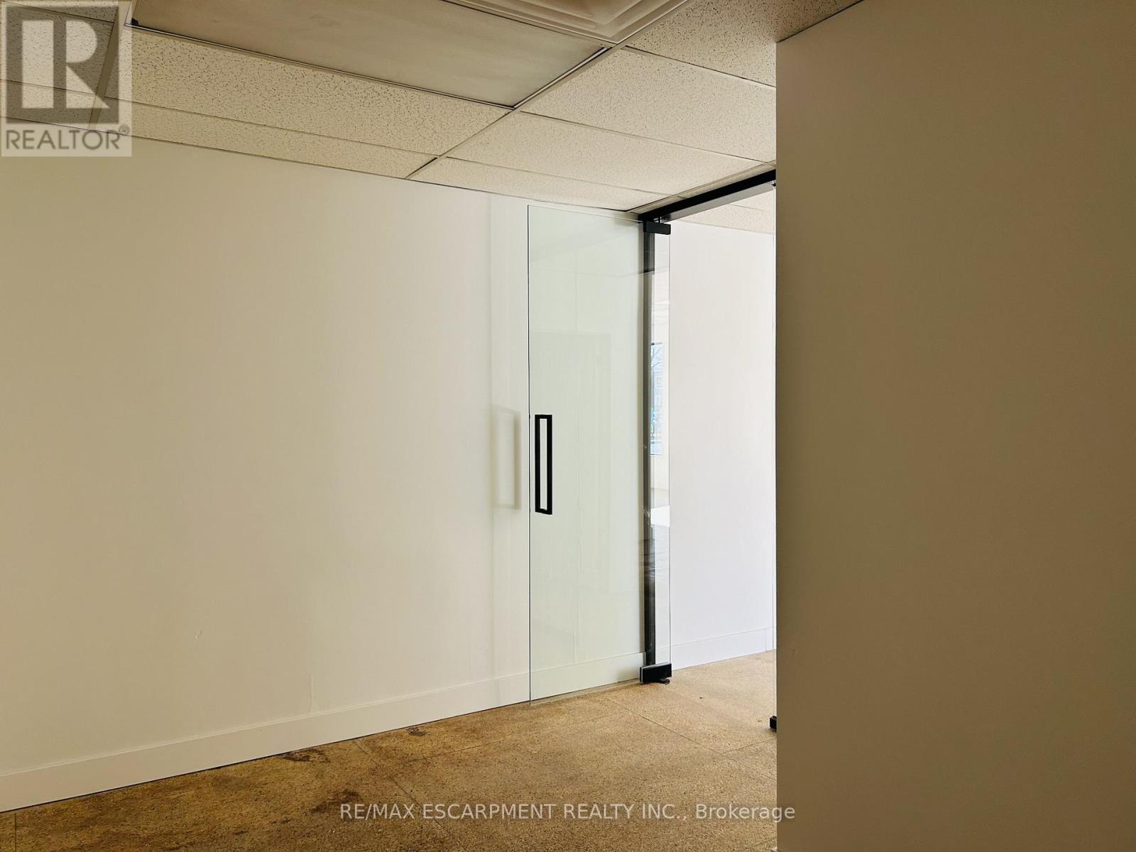 707 Barton Street E, Hamilton, Ontario  L8L 3A5 - Photo 8 - X12749542