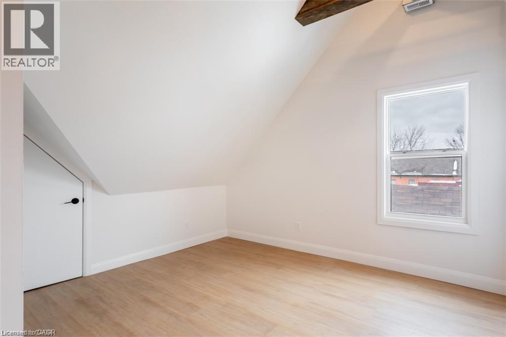 113 Catharine Street N Unit# 3, Hamilton, Ontario  L8R 1J5 - Photo 11 - 40816192