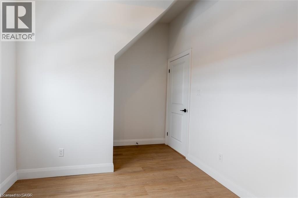 113 Catharine Street N Unit# 3, Hamilton, Ontario  L8R 1J5 - Photo 15 - 40816192