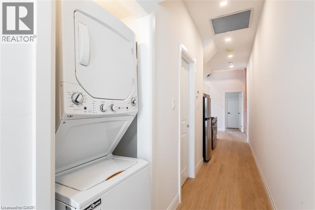 113 Catharine Street N Unit# 3, Hamilton, Ontario  L8R 1J5 - Photo 2 - 40816192