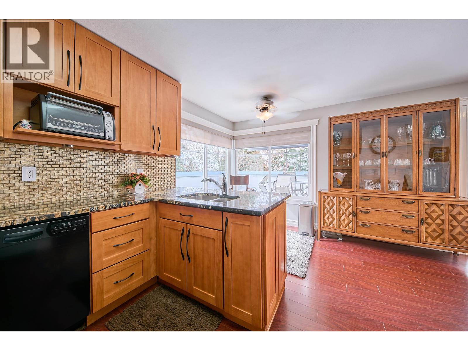 405 11519 Burnett Street, Maple Ridge, British Columbia  V2X 6P3 - Photo 8 - R3104640