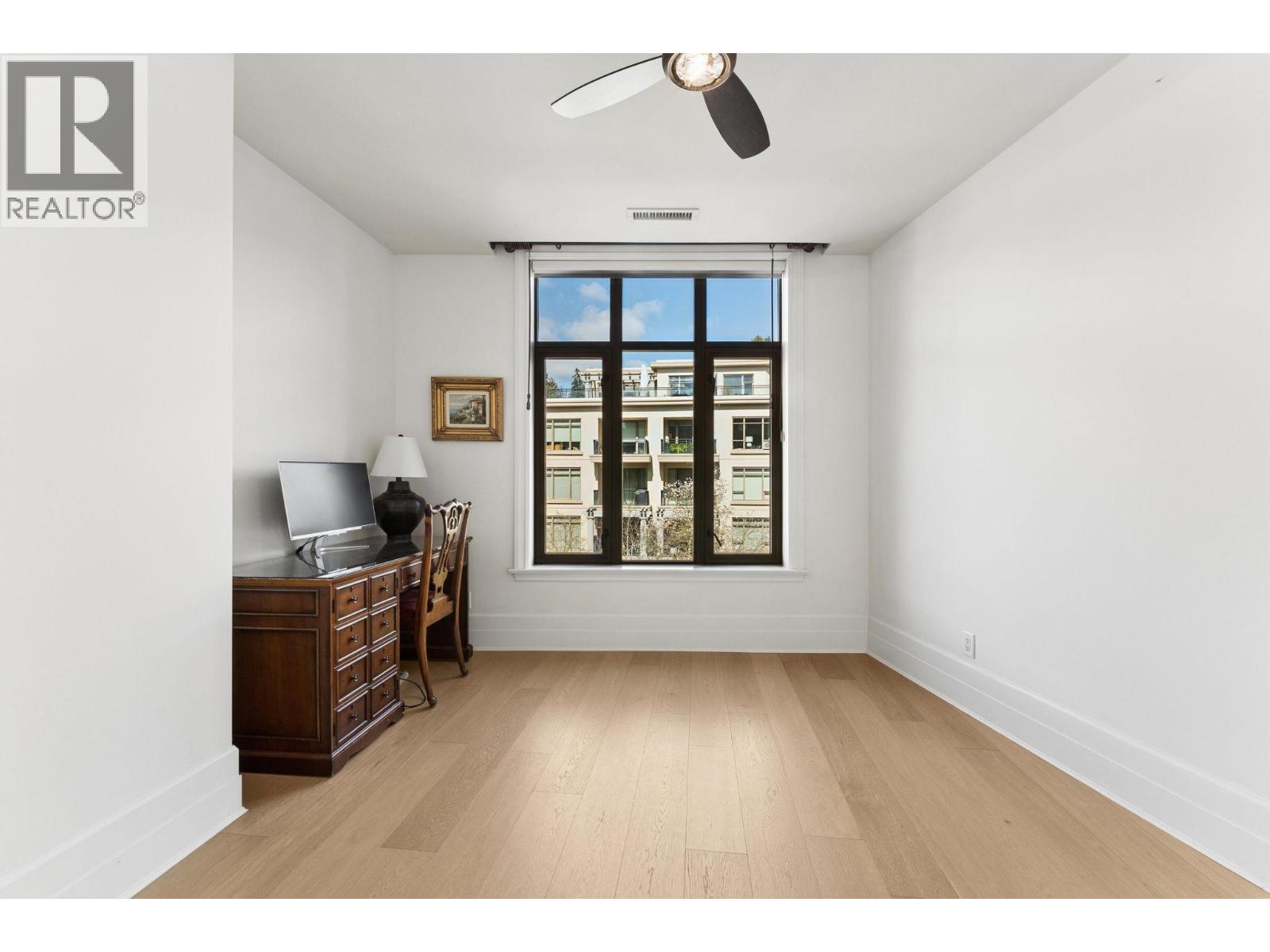 300 568 Waters Edge Crescent, West Vancouver, British Columbia  V7T 0A2 - Photo 20 - R3104648