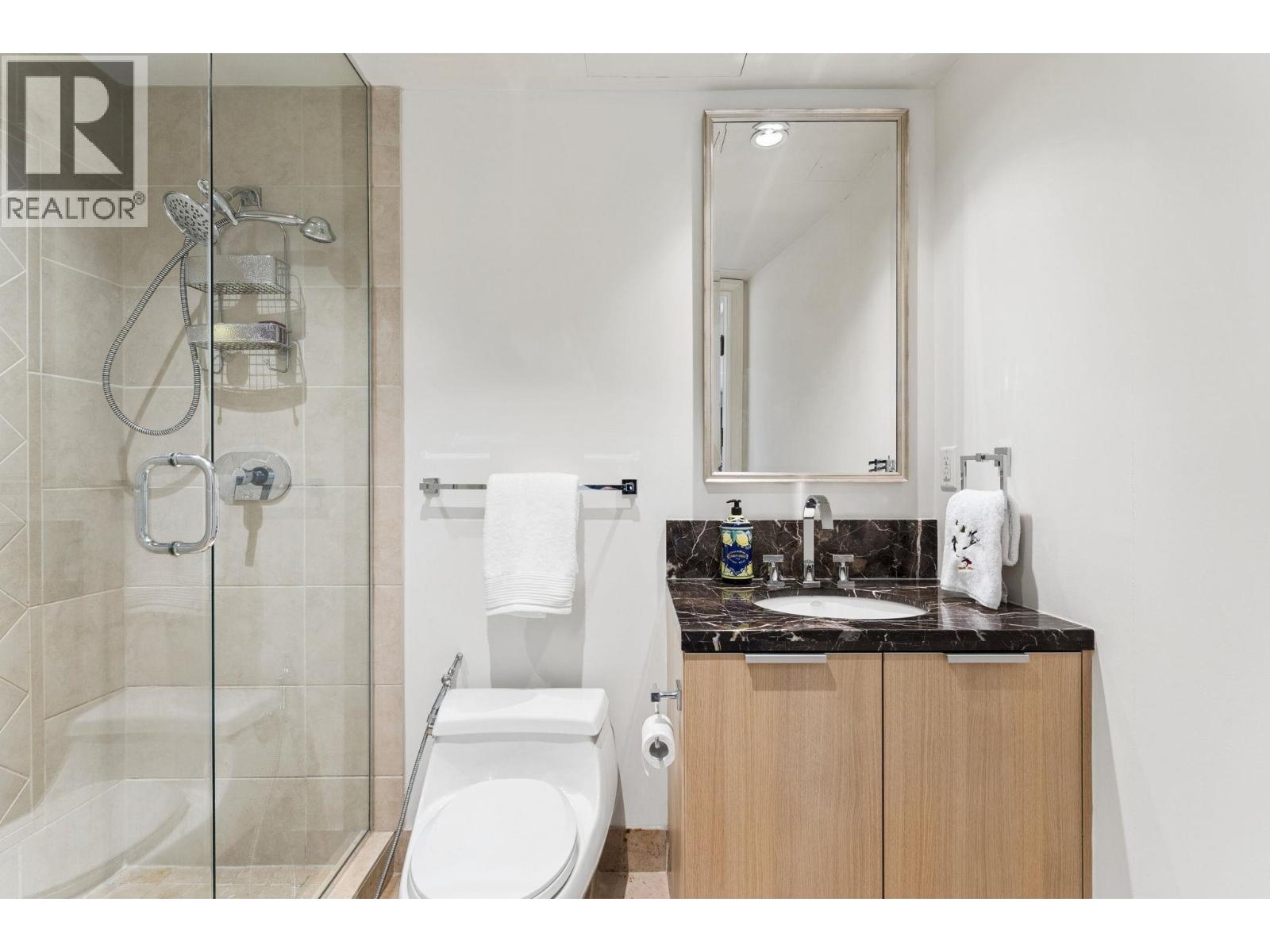 300 568 Waters Edge Crescent, West Vancouver, British Columbia  V7T 0A2 - Photo 21 - R3104648