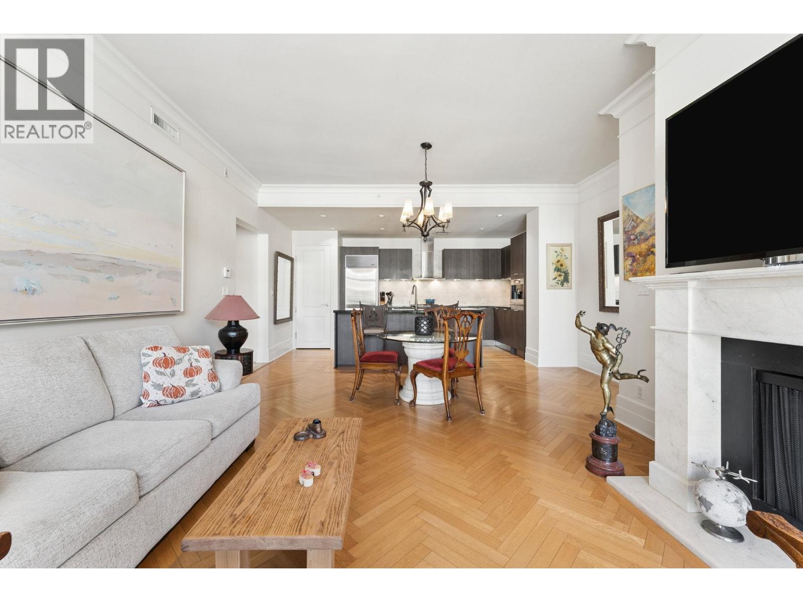 300 568 Waters Edge Crescent, West Vancouver, British Columbia  V7T 0A2 - Photo 6 - R3104648