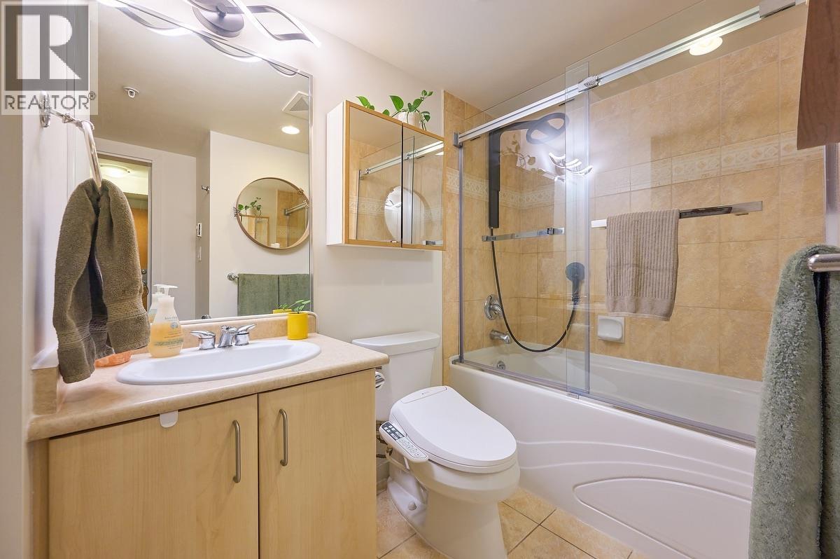 105 2226 W 12th Avenue, Vancouver, British Columbia  V6K 2N5 - Photo 7 - R3104656