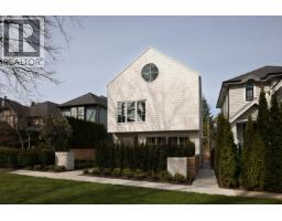 <div class="price">$2,699,900</div> 2 3449 W 22nd Avenue, Vancouver<br><div style="margin-bottom:8px;"><small>Macdonald Realty<br>royal Pacific Realty (Kingsway) Ltd.</small></div><div class='bed_bath'>4 Bed | 4 Bath</div>