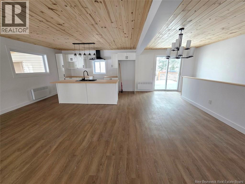 195 Principale Street, Sainte-Anne-De-Madawaska, New Brunswick  E7E 1B8 - Photo 9 - NB136046