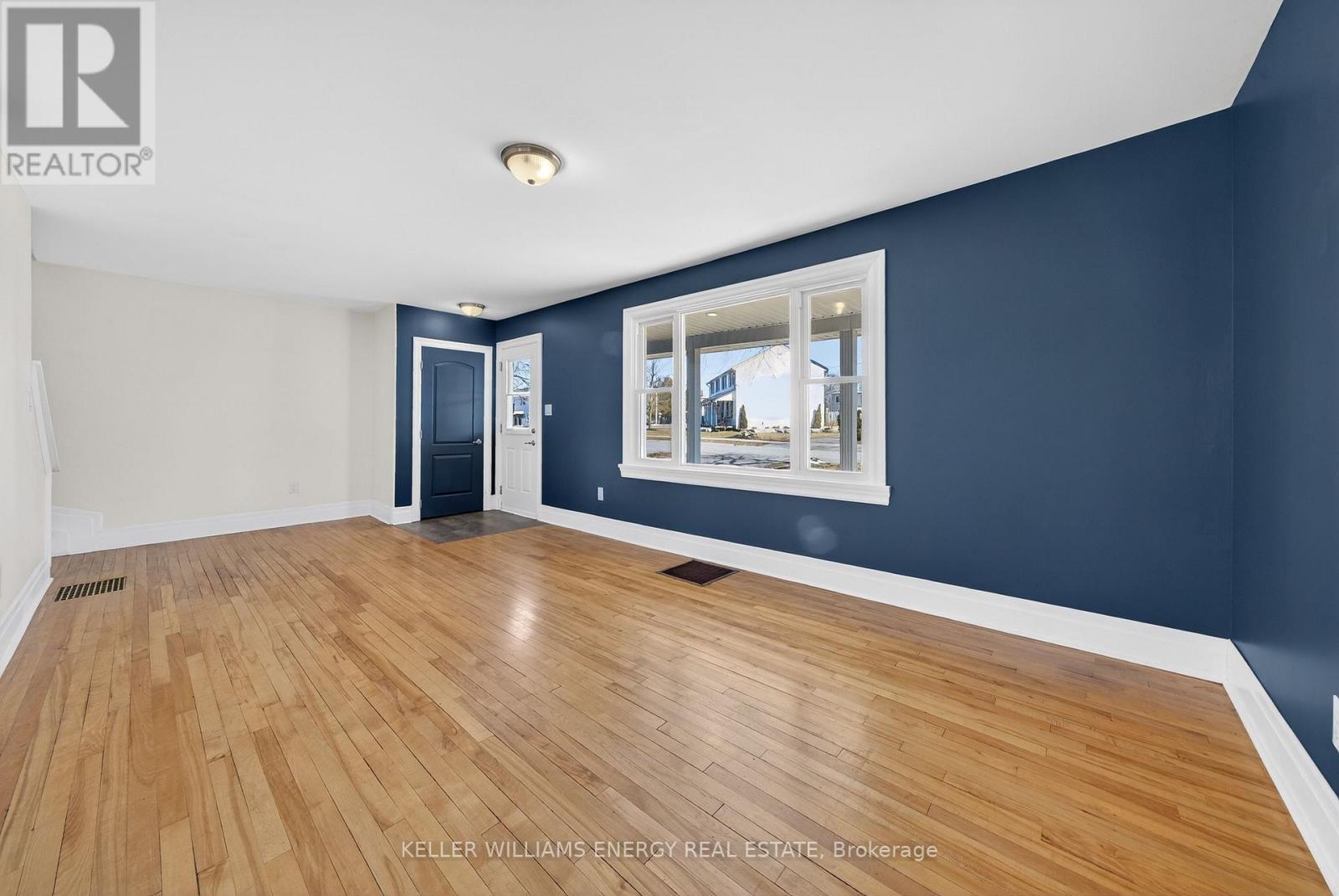 1 Diver Belt Drive, Prince Edward County, Ontario  K0K 2T0 - Photo 6 - X12935964