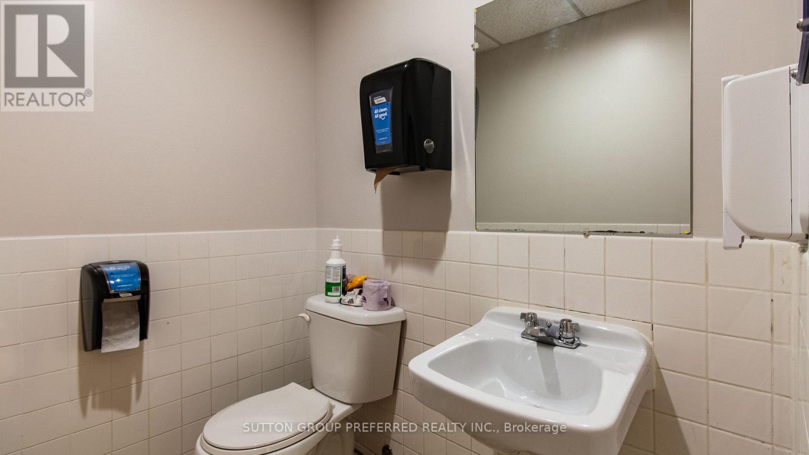 520 Hamilton Road, London East, Ontario  N5Z 1S4 - Photo 28 - X12935990