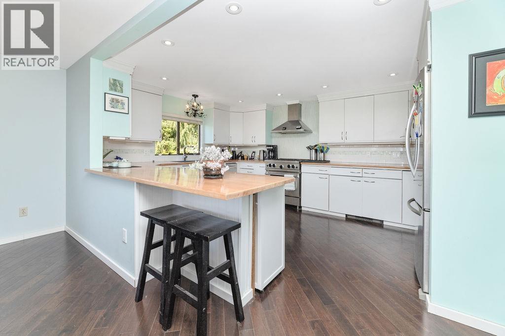 1419 Chaster Road, Gibsons, British Columbia  V0N 1V5 - Photo 12 - R3104650