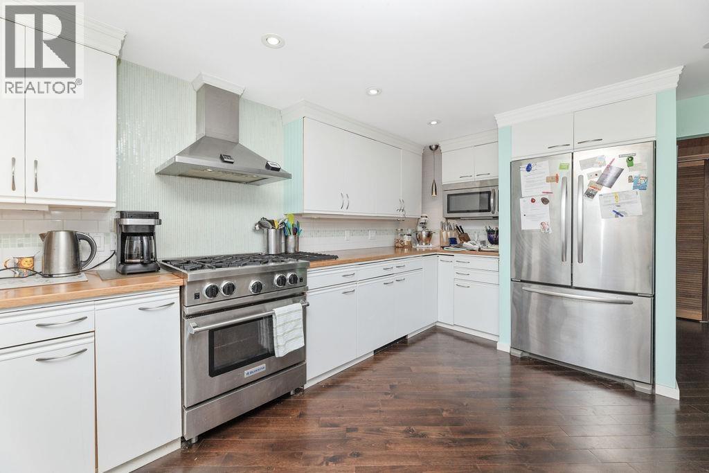 1419 Chaster Road, Gibsons, British Columbia  V0N 1V5 - Photo 15 - R3104650