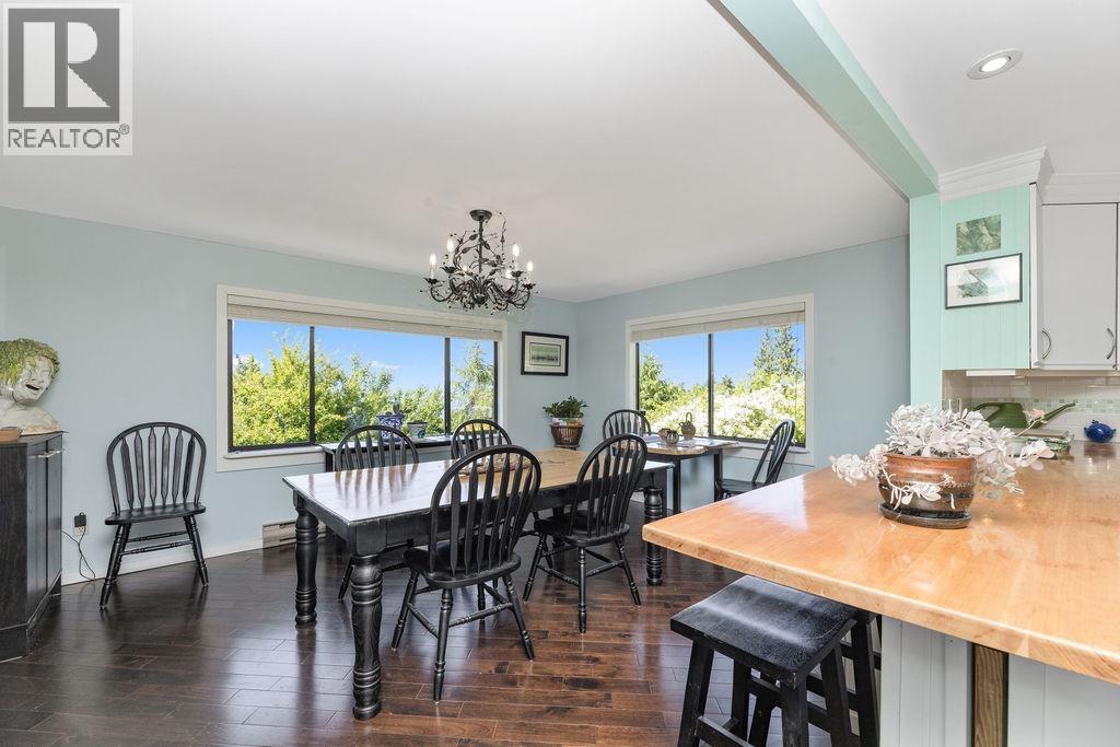 1419 Chaster Road, Gibsons, British Columbia  V0N 1V5 - Photo 9 - R3104650