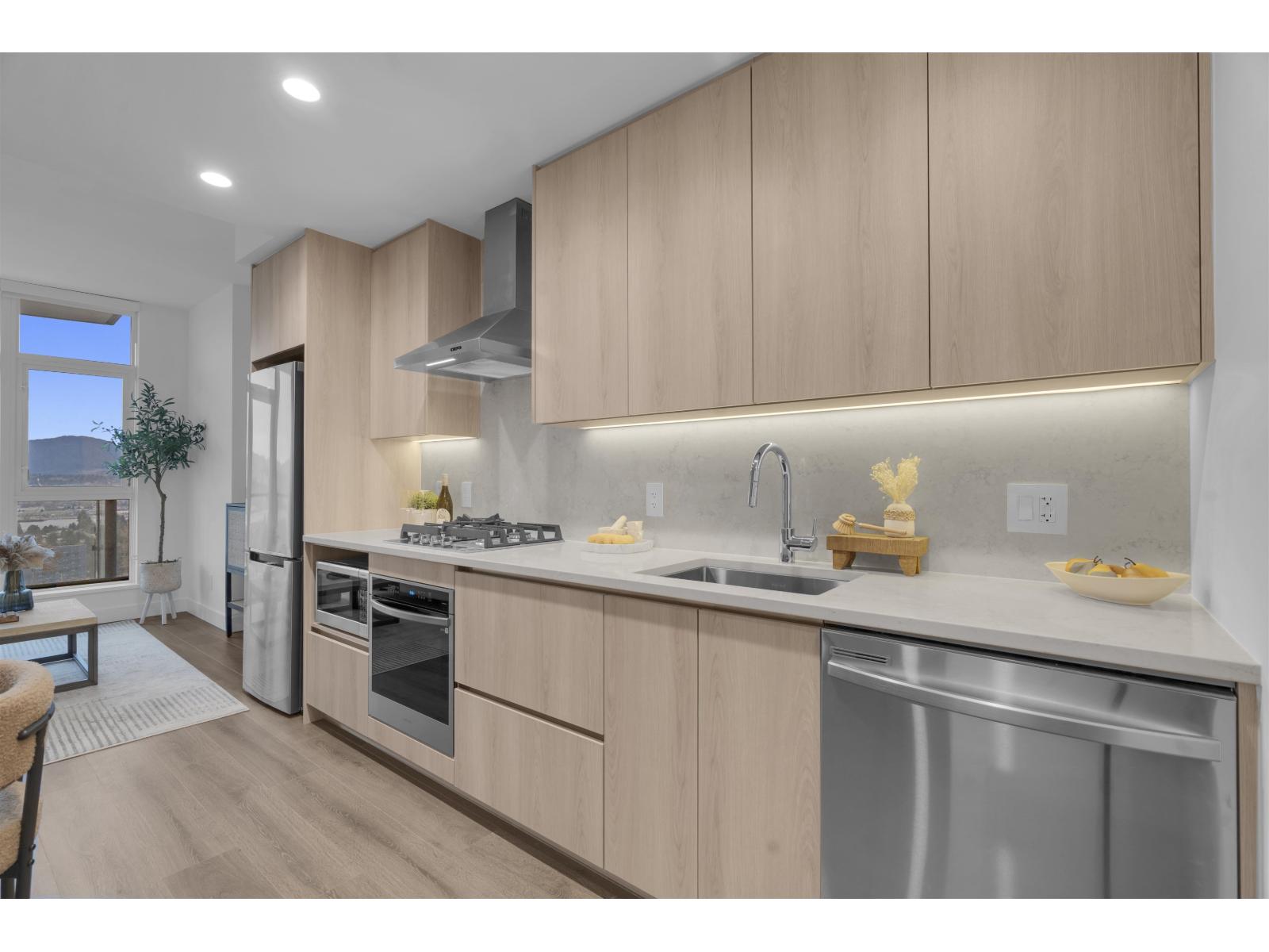 1501 10750 135a Street, Surrey, British Columbia  V3T 0V4 - Photo 4 - R3103787