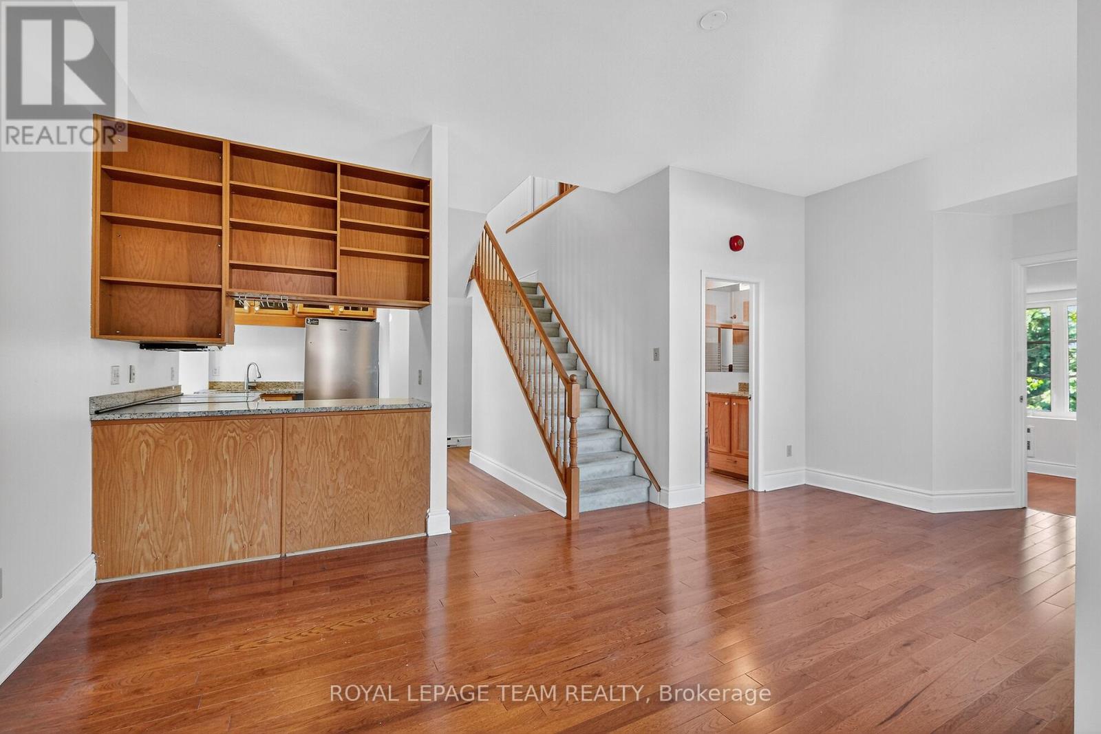 6 - 635 Richmond Road, Ottawa, Ontario  K2A 0G6 - Photo 15 - X12442528