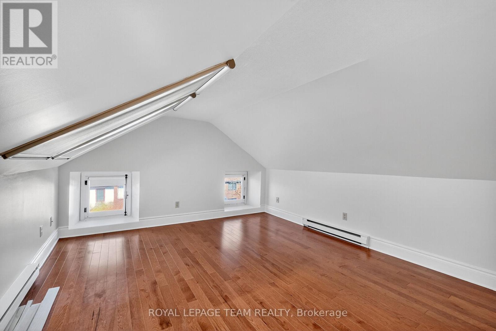 6 - 635 Richmond Road, Ottawa, Ontario  K2A 0G6 - Photo 32 - X12442528