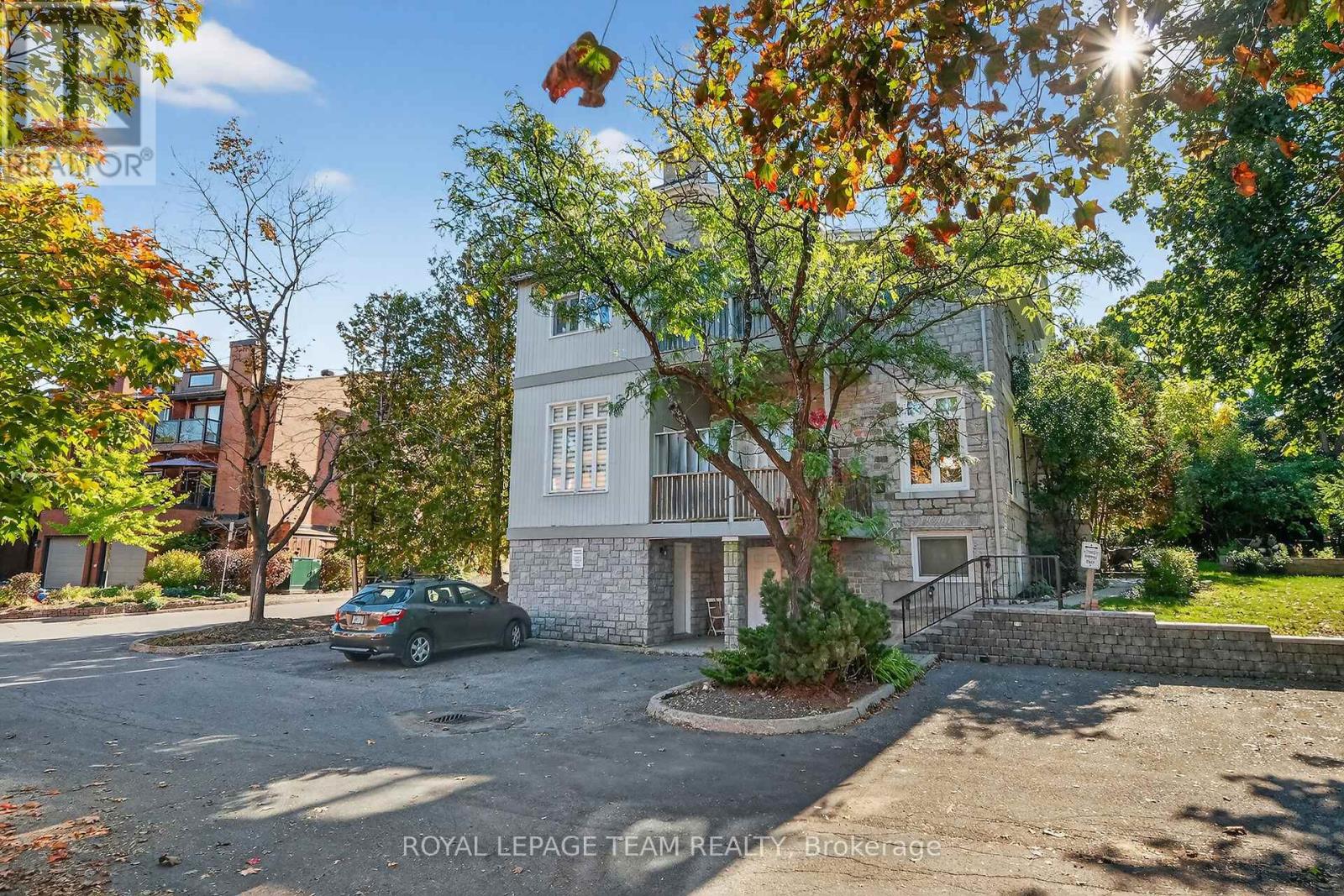 6 - 635 Richmond Road, Ottawa, Ontario  K2A 0G6 - Photo 42 - X12442528