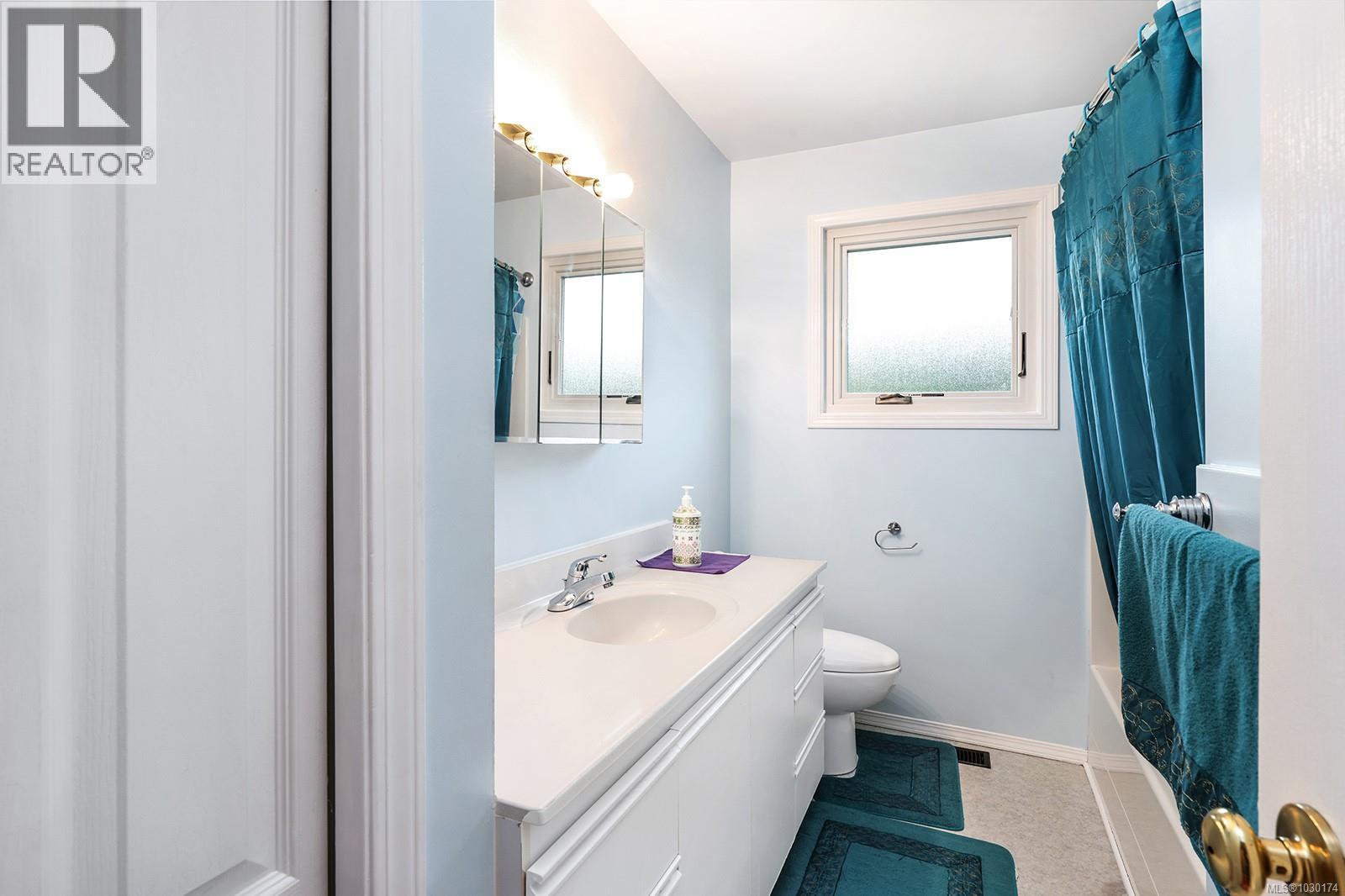 724 Galerno Rd, Campbell River, British Columbia  V9W 5J3 - Photo 18 - 1030174