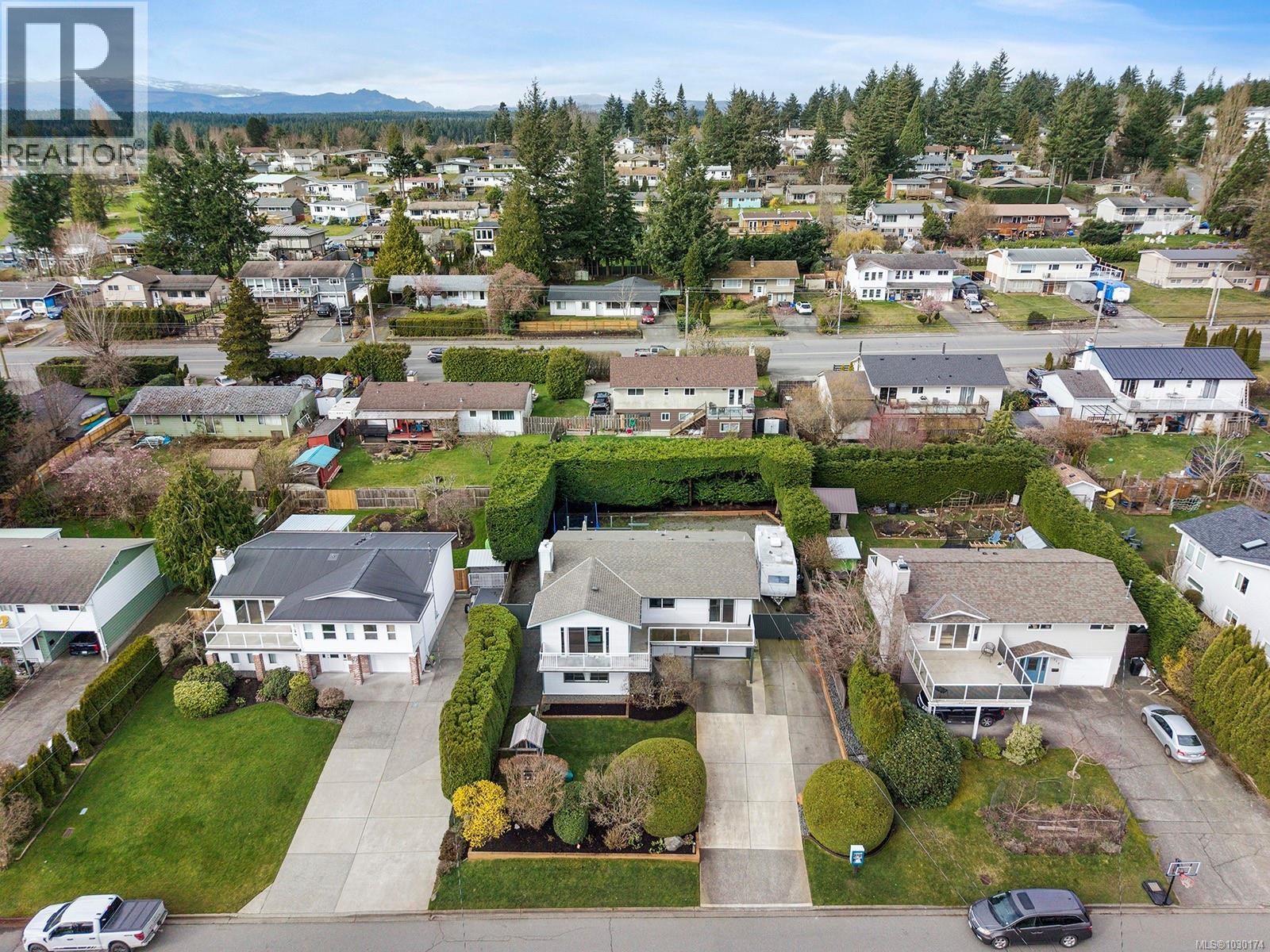 724 Galerno Rd, Campbell River, British Columbia  V9W 5J3 - Photo 3 - 1030174