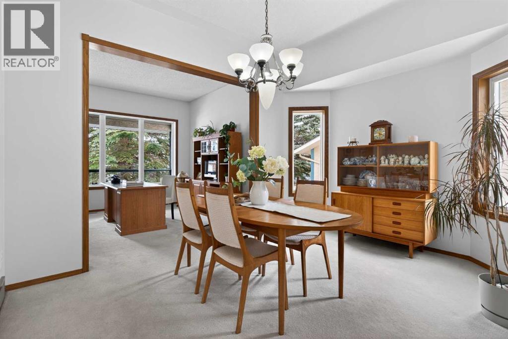 677 Hawkwood Boulevard NW, Calgary, Alberta  T3G 2V6 - Photo 7 - A2294392