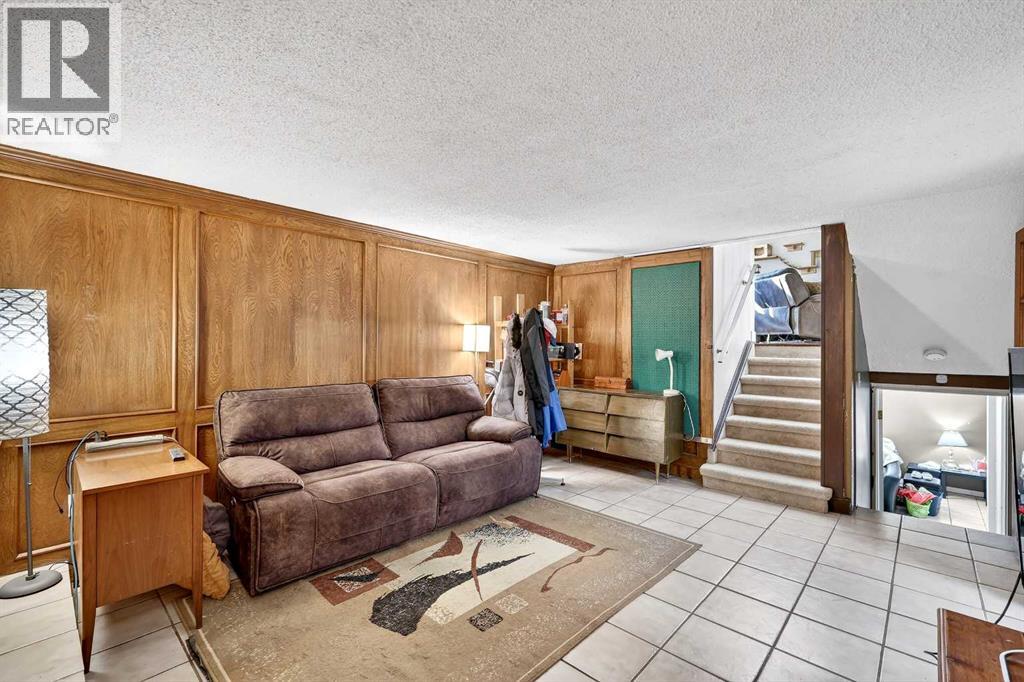 319 Whitney Crescent SE, Calgary, Alberta  T2J 1E7 - Photo 12 - A2297181