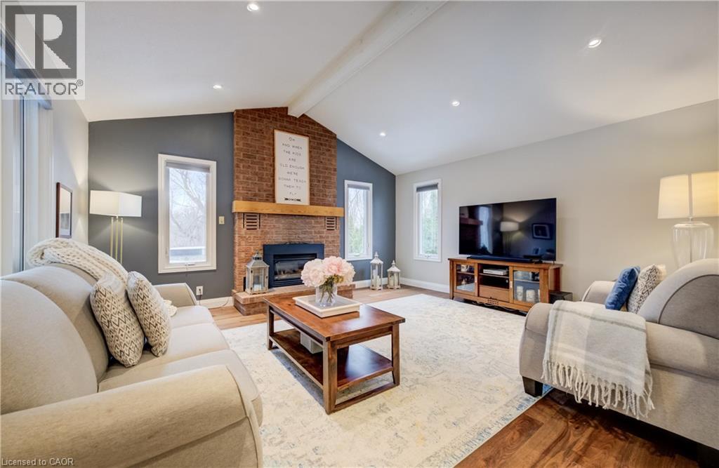 15 Mcleod Court, Kitchener, Ontario  N2R 1A9 - Photo 13 - 40808685